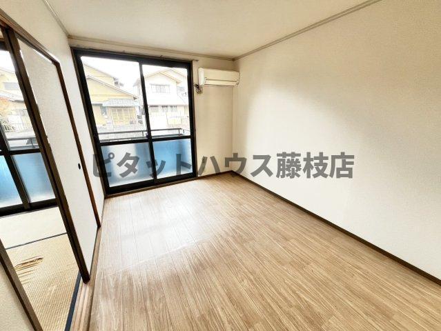 焼津市三ケ名アパート リビング