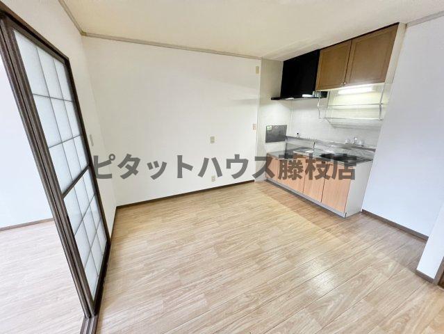 焼津市三ケ名アパート リビング