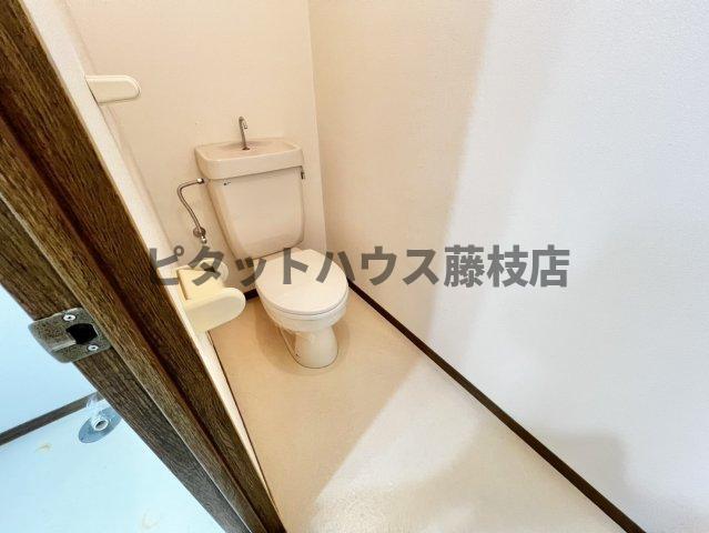 焼津市三ケ名アパート トイレ