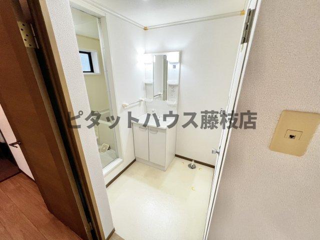 焼津市三ケ名アパート 洗面