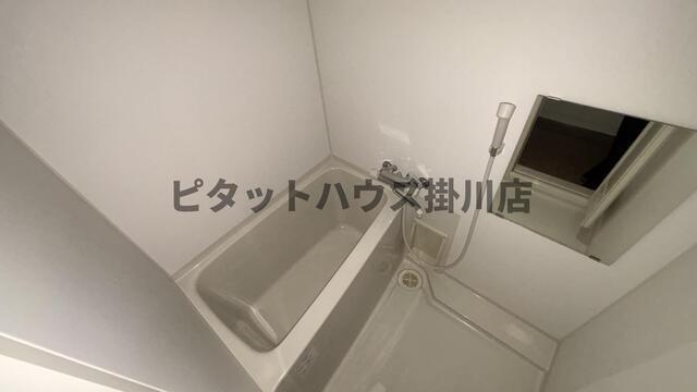 掛川市大池マンション バス／シャワー