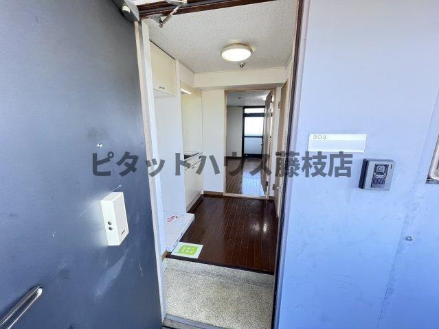 焼津市下小田アパート 玄関