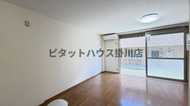 袋井市春岡テラスハウス リビング