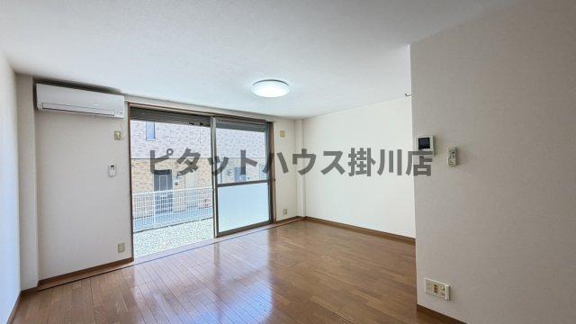 袋井市春岡テラスハウス リビング