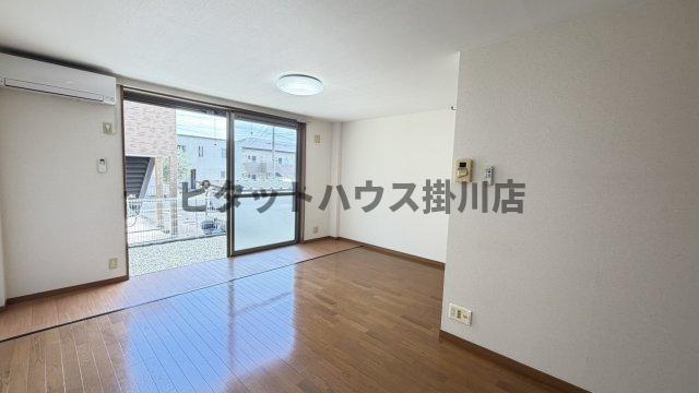袋井市春岡テラスハウス リビング