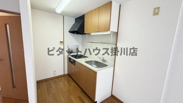 袋井市春岡テラスハウス キッチン