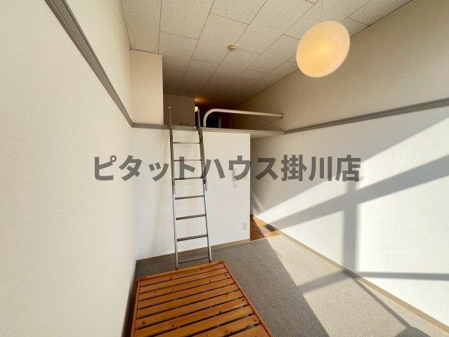 袋井市浅名アパート リビング