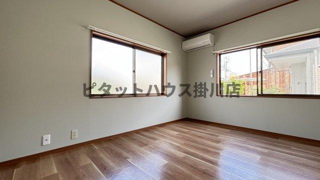 掛川市十九首アパート リビング