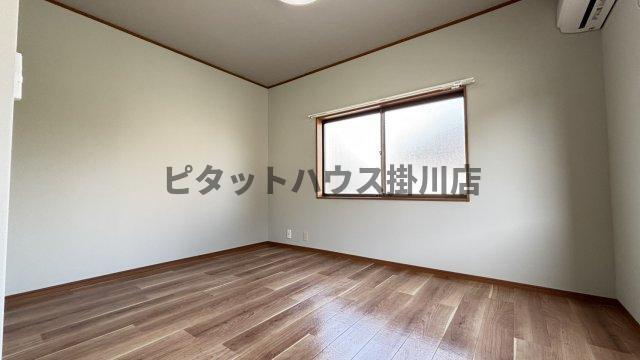 掛川市十九首アパート リビング