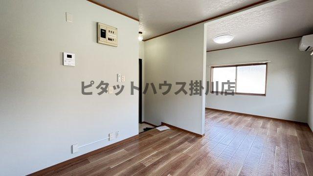 掛川市十九首アパート その他