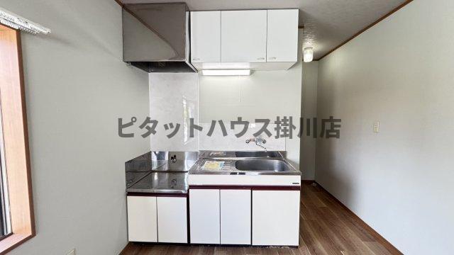 掛川市十九首アパート キッチン