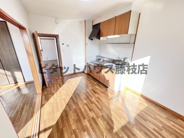 焼津市石津アパート リビング
