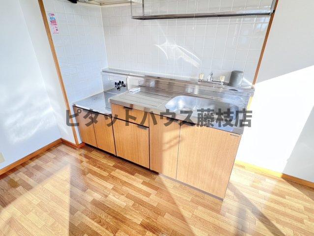 焼津市石津アパート キッチン