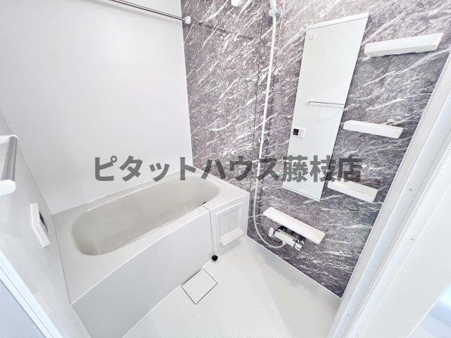 焼津市塩津アパート バス／シャワー