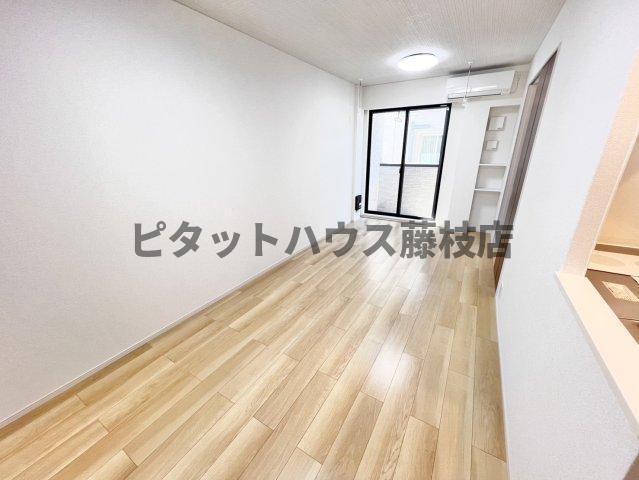 焼津市塩津アパート リビング