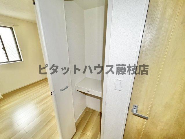 焼津市大村新田アパート 収納