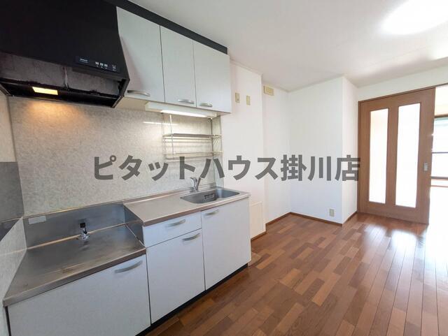 御前崎市池新田アパート キッチン