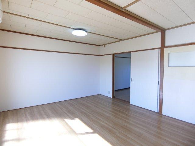 掛川市下俣南マンション リビング