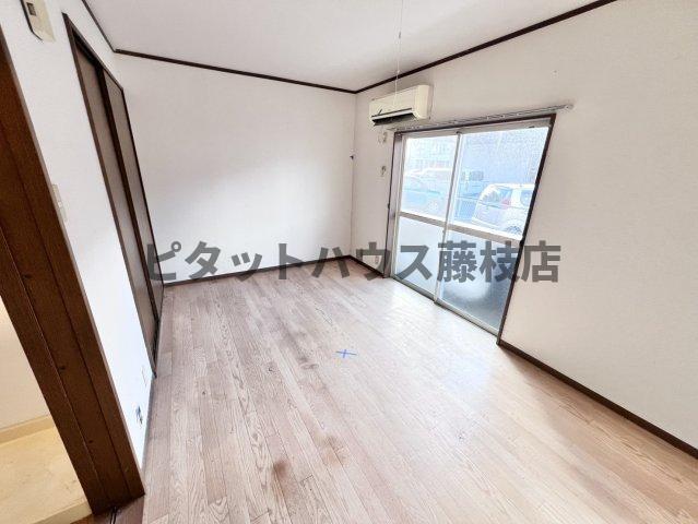 藤枝市小石川町アパート リビング
