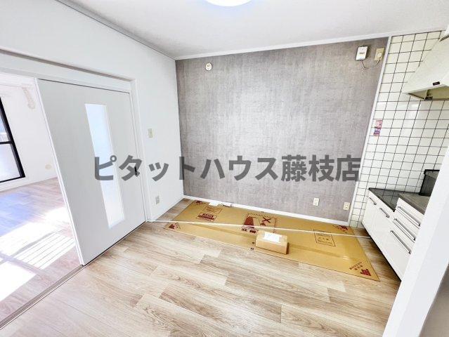焼津市三ケ名マンション キッチン