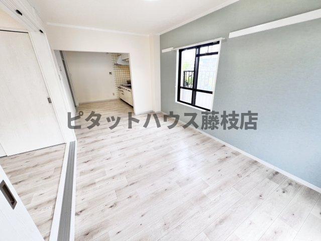 焼津市東小川マンション リビング