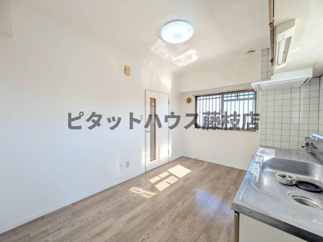 藤枝市前島マンション リビング
