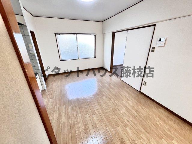 焼津市三ケ名アパート リビング