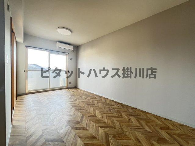 掛川市上屋敷マンション リビング