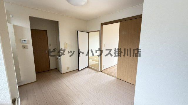 掛川市弥生町アパート リビング