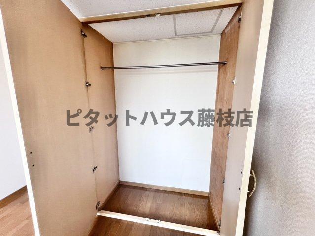 牧之原市布引原アパート 収納