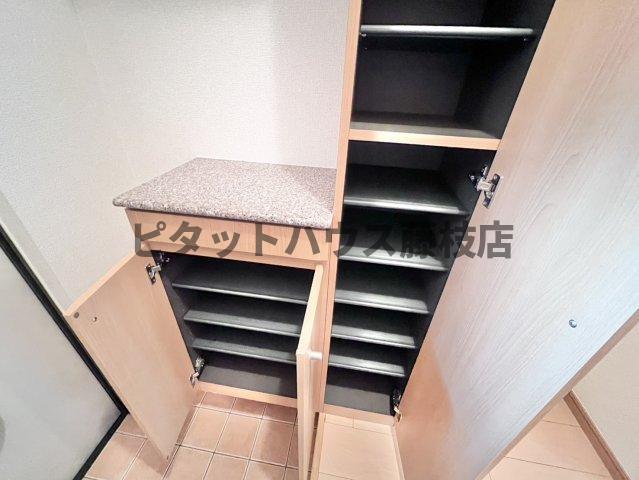 焼津市高新田アパート 収納