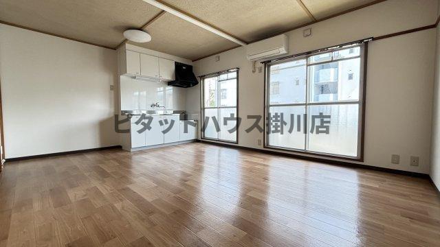 掛川市南マンション リビング