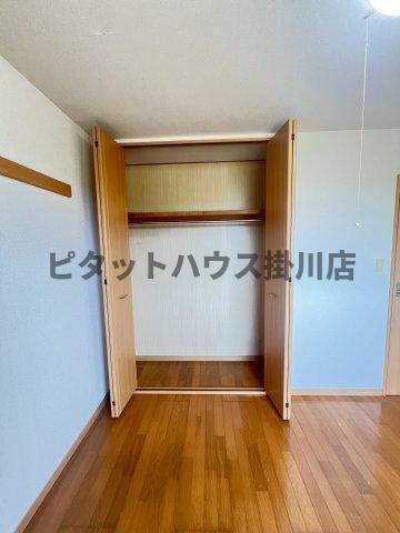 袋井市愛野東アパート 収納