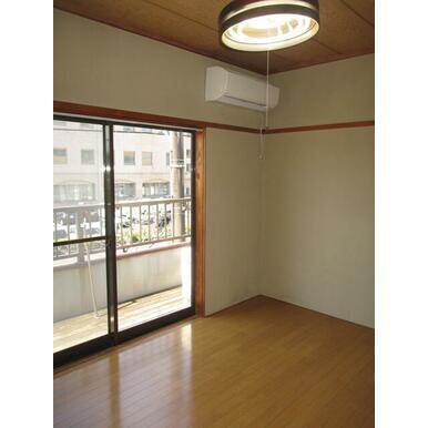 島田市中河町アパート 室内