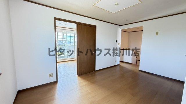 掛川市沖之須アパート リビング