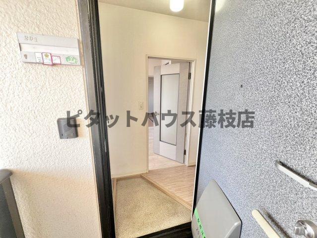 焼津市道原アパート 玄関