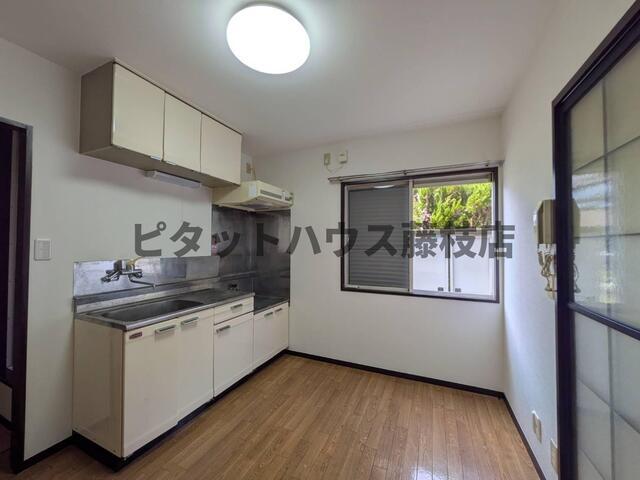 藤枝市南駿河台アパート 収納