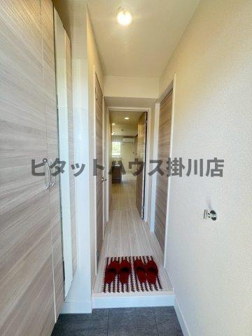 磐田市加茂アパート 玄関