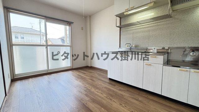 掛川市富部アパート リビング
