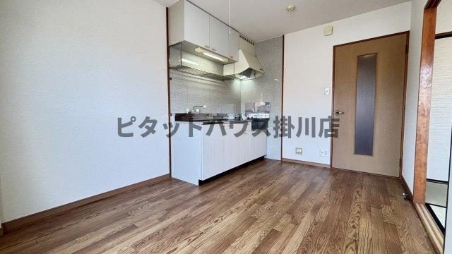 掛川市富部アパート リビング