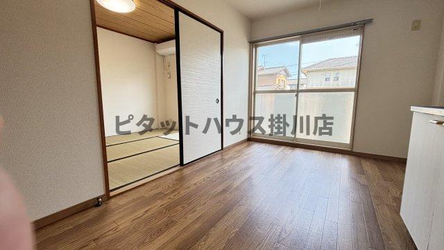掛川市富部アパート 室内