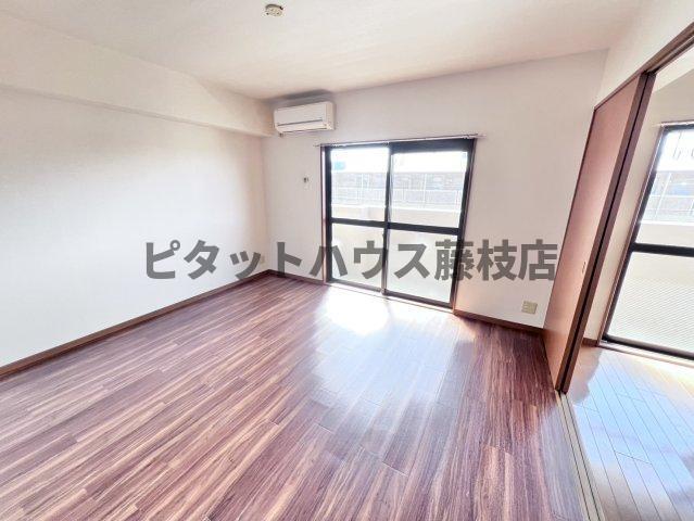 焼津市焼津マンション リビング