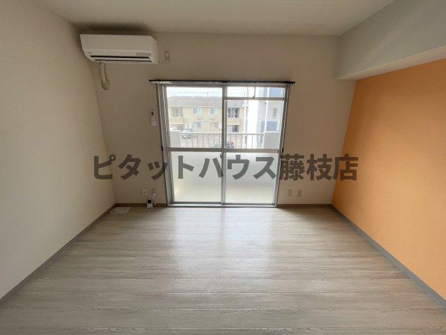 焼津市西小川マンション リビング