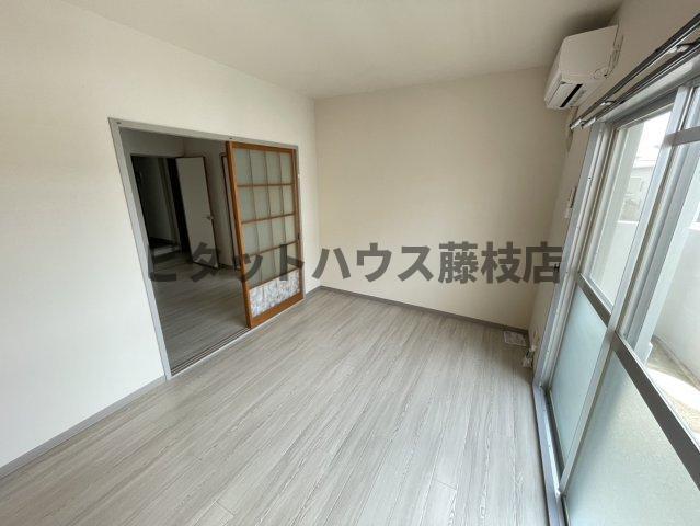 焼津市西小川マンション リビング