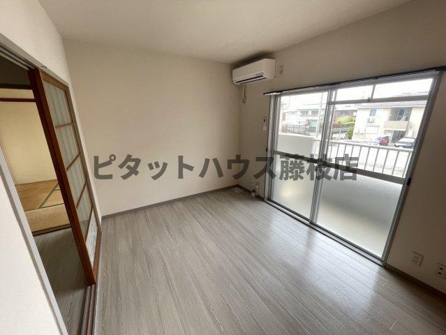 焼津市西小川マンション リビング
