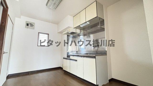 掛川市下俣南マンション キッチン