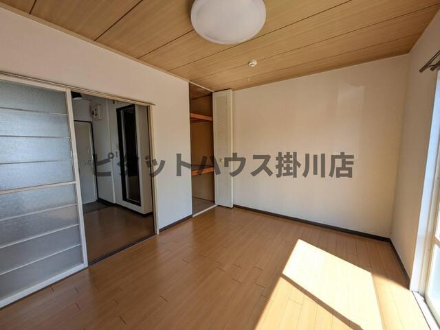 菊川市嶺田アパート リビング