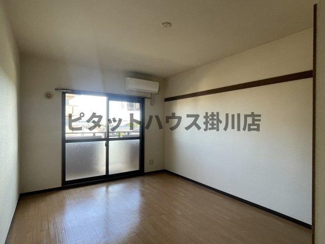 周智郡森町中川マンション リビング