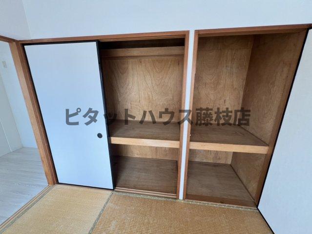 焼津市三ケ名マンション 収納