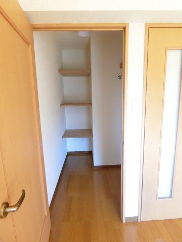 掛川市上西郷マンション 収納